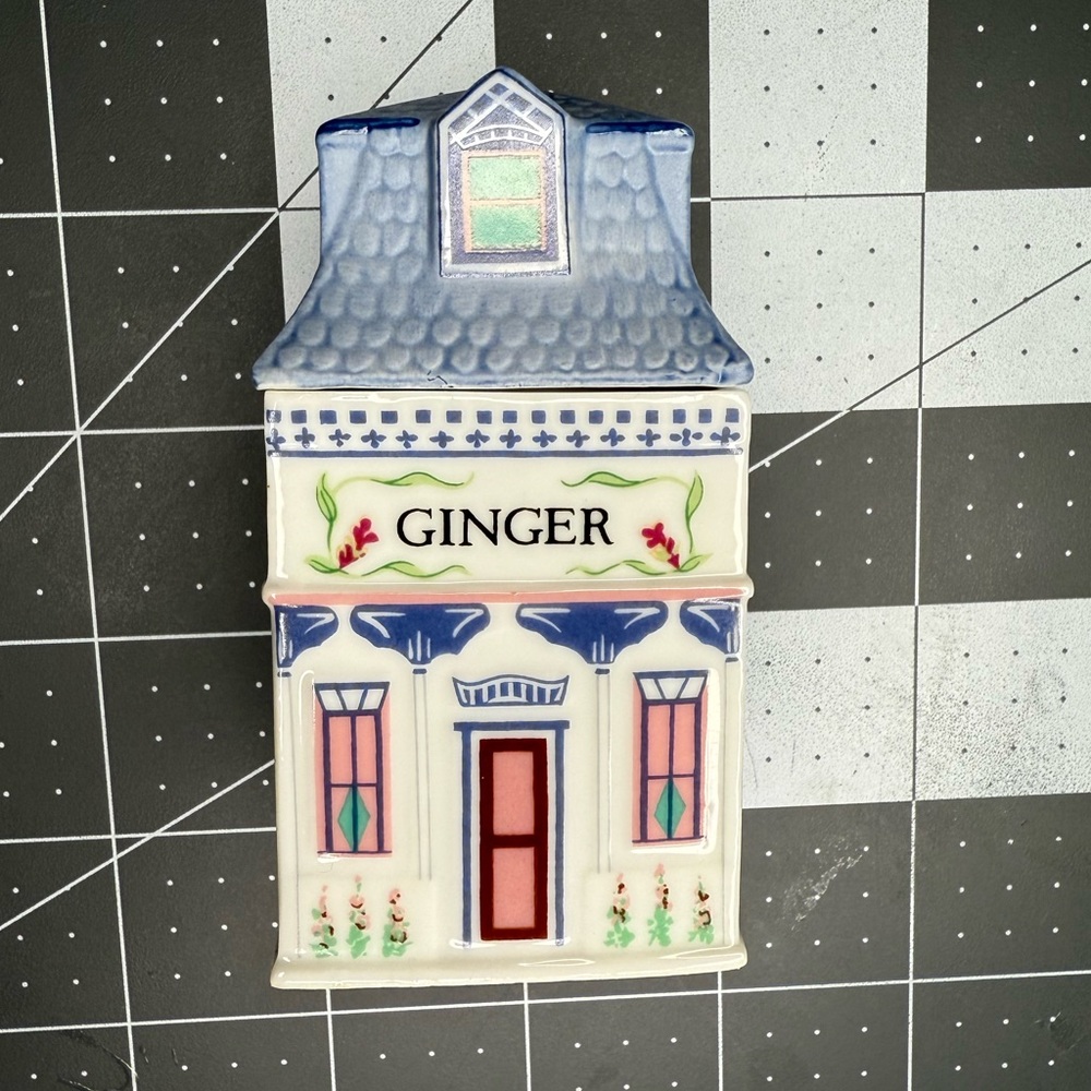 1989 Lenox Spice Village - Ginger